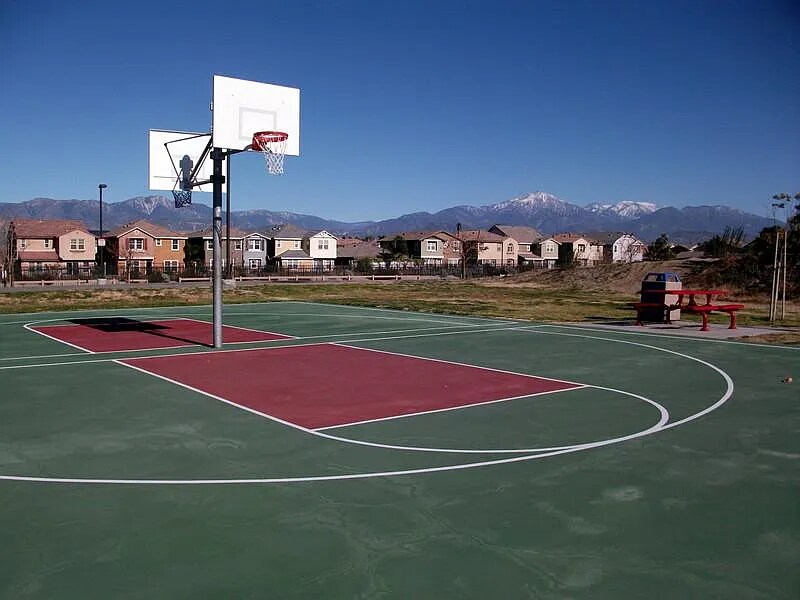 Building Photo - 26001 Juanita St