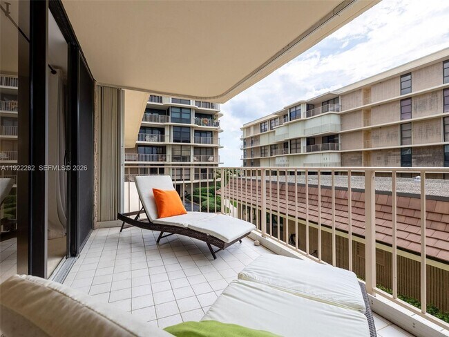 Building Photo - 3200 S Ocean Blvd