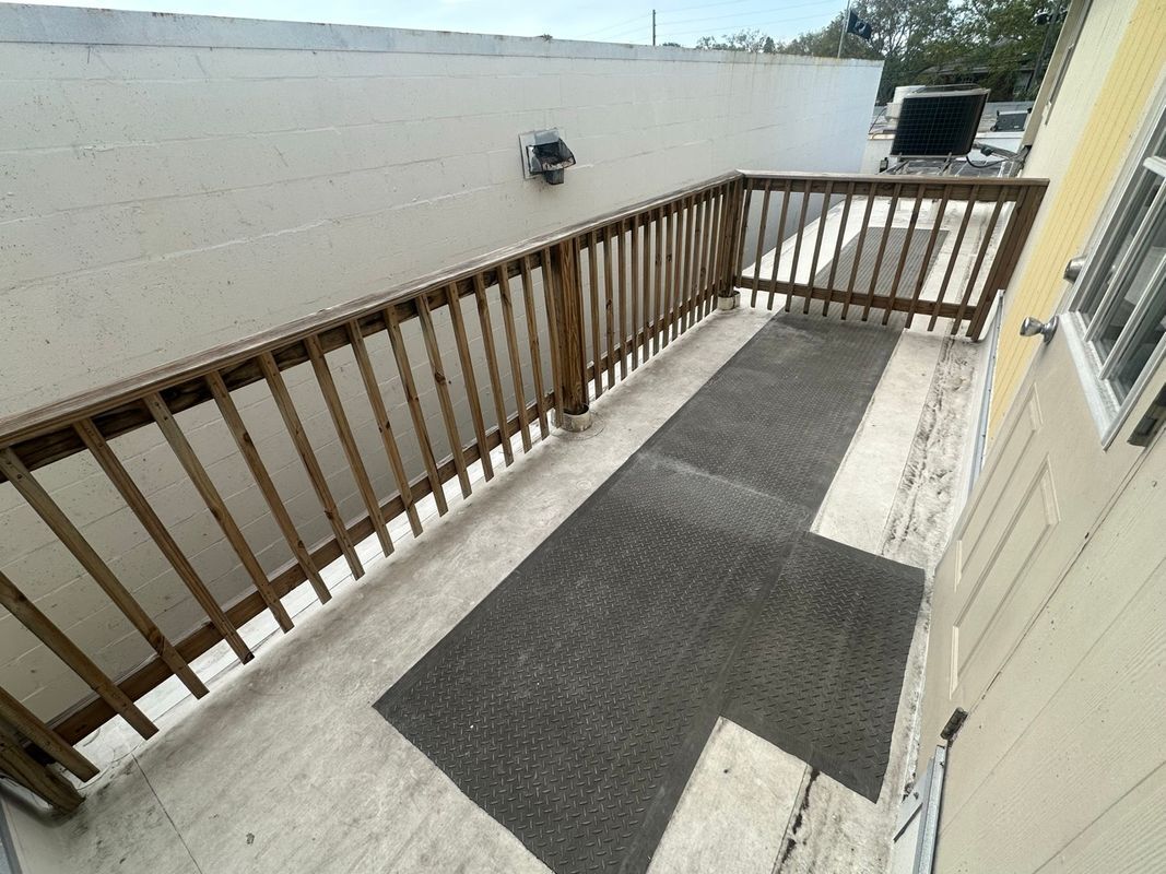 Building Photo - 1221 Court St