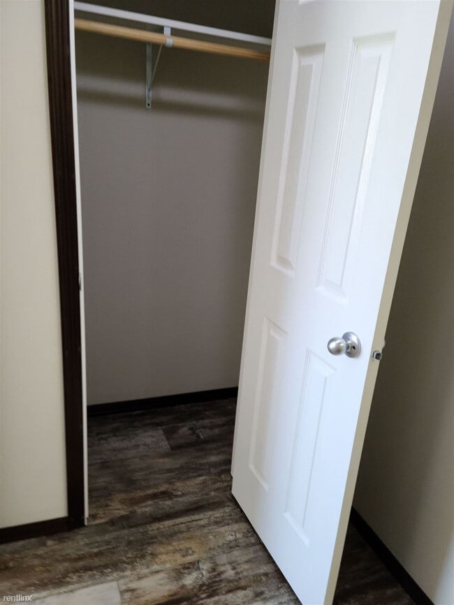 Building Photo - 3 br, 2 bath House - Southwoods Villas Sou...