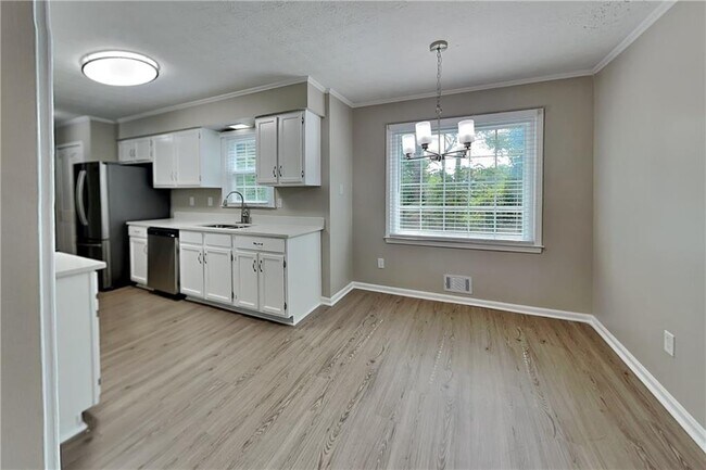 Building Photo - 1745 Spindle Top Ct SW