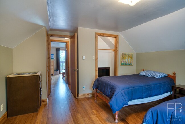 Building Photo - Valley of the Sun! 3 Bedroom! Great Views ...