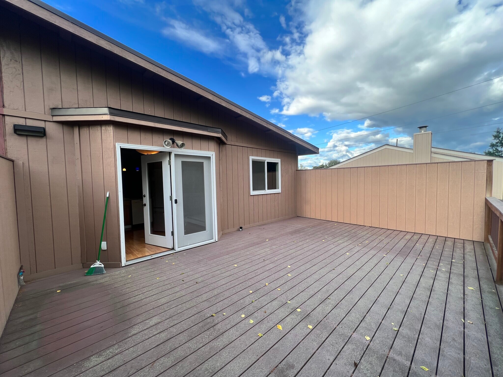 Building Photo - 3924 Cosmos Dr