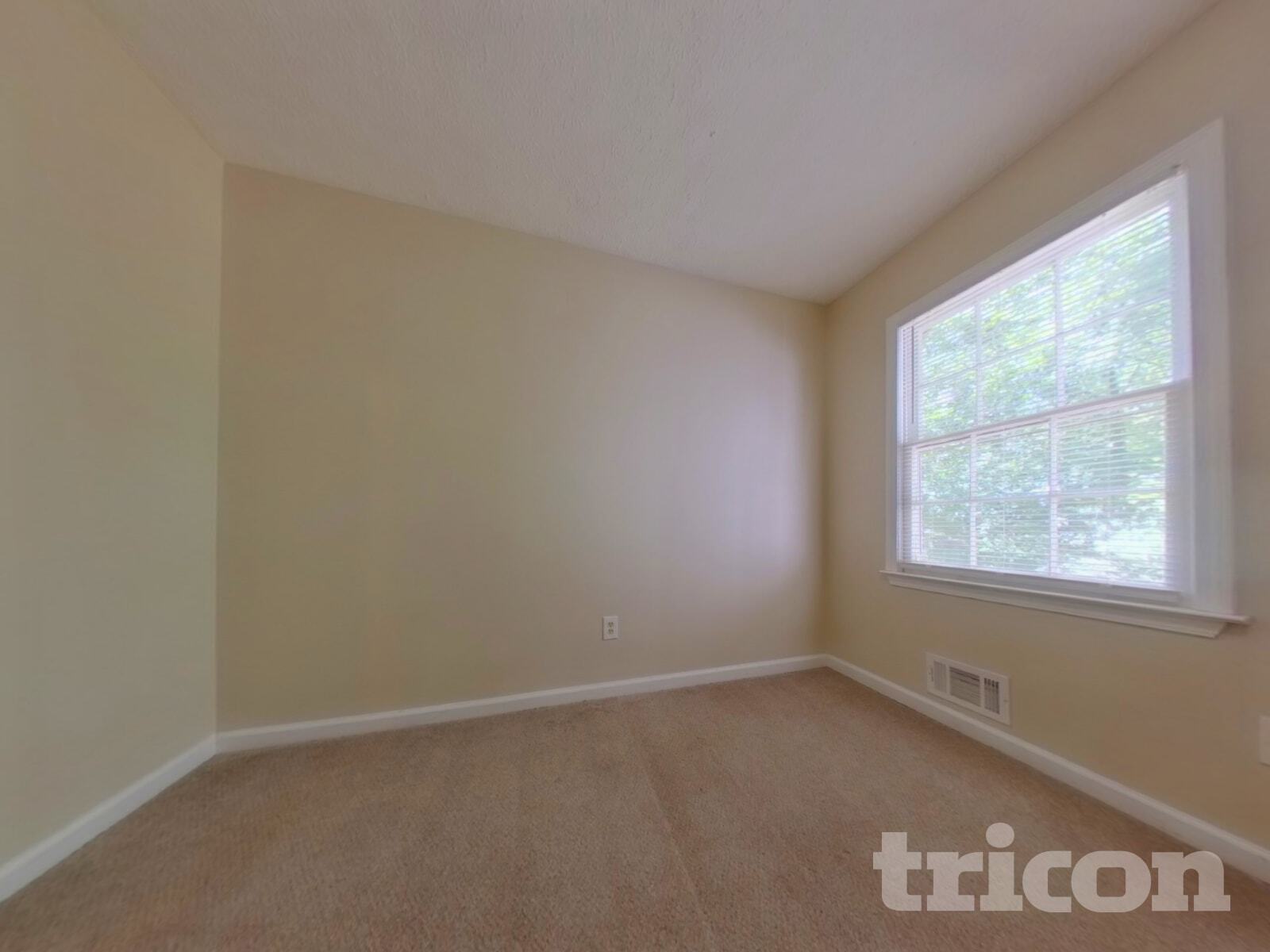 Building Photo - 117 Normas Way