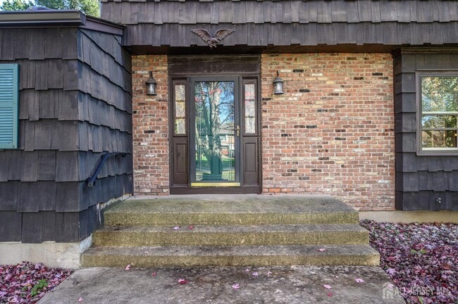 Building Photo - 3996 Park Ave