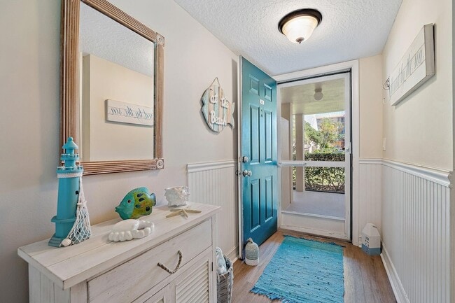 Building Photo - 1605 S US Hwy 1