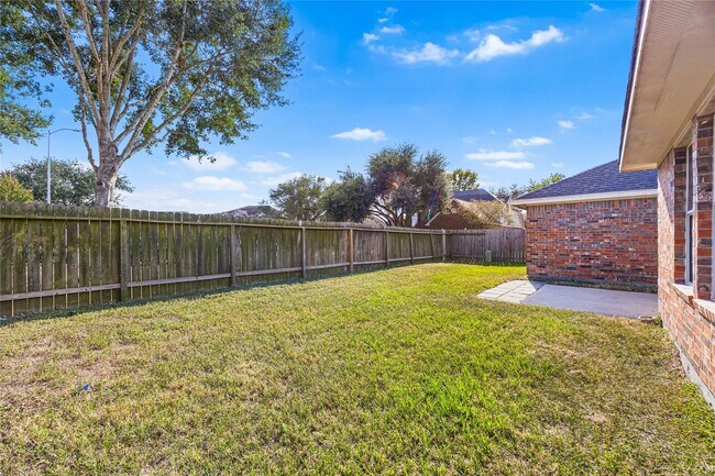 Building Photo - 18739 Appletree Ridge Rd