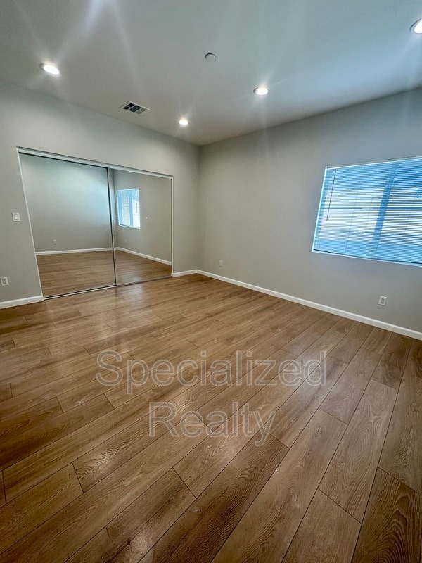 Building Photo - 6221 Elmer Ave