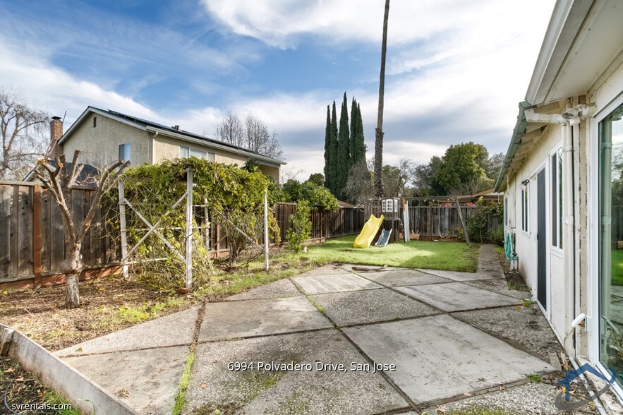 Building Photo - 6994 Polvadero Dr