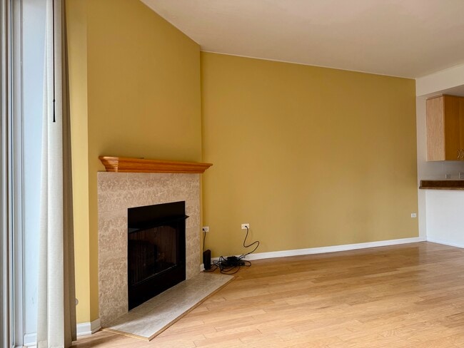 Building Photo - 1515 S Prairie Ave