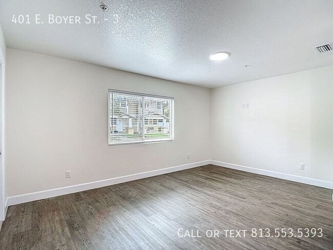Building Photo - 401 E Boyer St