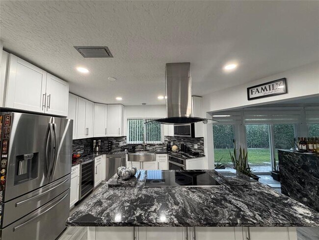 Building Photo - 11240 NW 43rd St