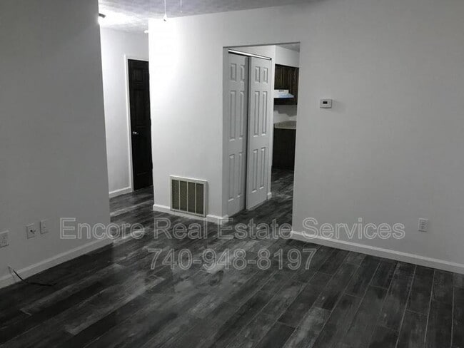 Building Photo - 1241 Green Valley Dr