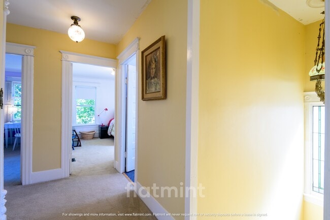 Building Photo - 750 N 75th St