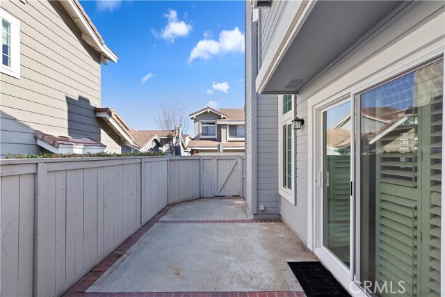 Building Photo - 2192 Avocado Way