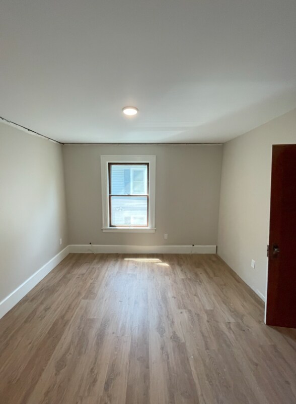 Building Photo - 72 Hungerford Terrace