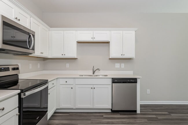 Building Photo - 606 Wendell Falls Pkwy