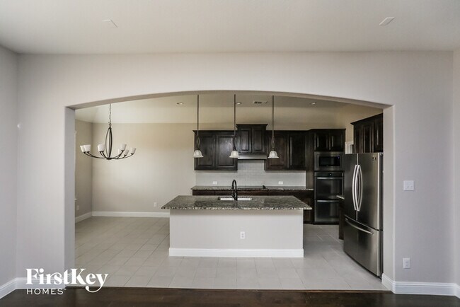 Building Photo - 317 Strait Ln