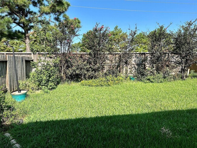 Building Photo - 29631 Evergreen Hills Dr