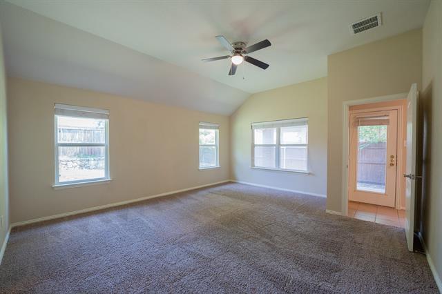 Building Photo - 2117 Michelle Creek Dr