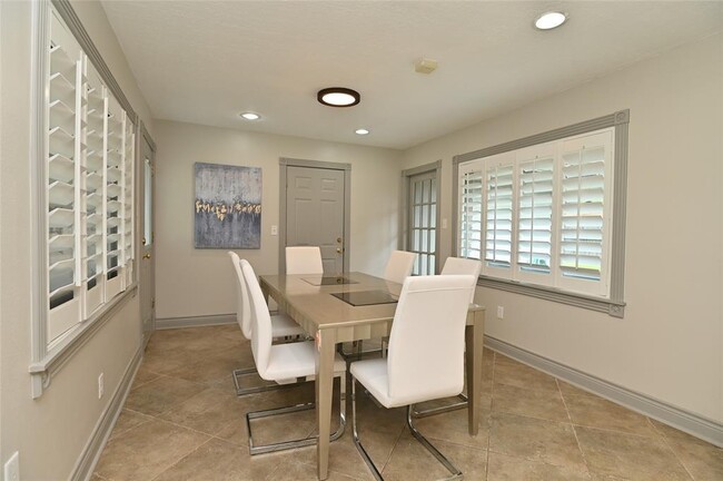Building Photo - 4062 Falkirk Ln
