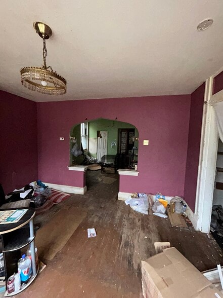 Building Photo - 351 Lagro Ave