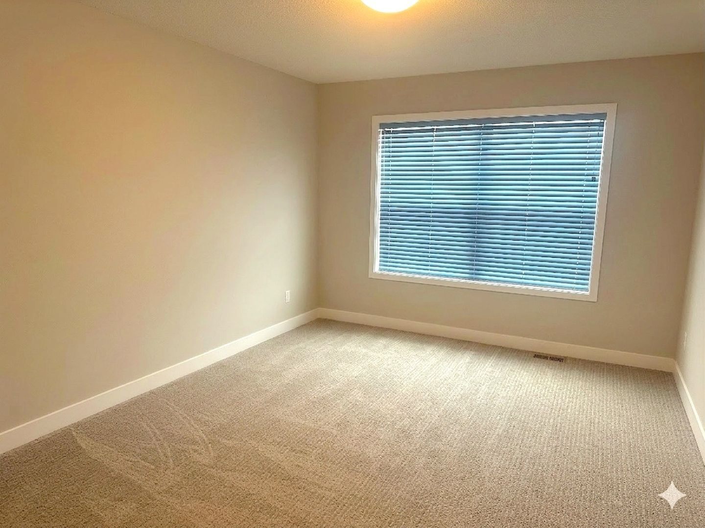 Building Photo - 7112 181st St W