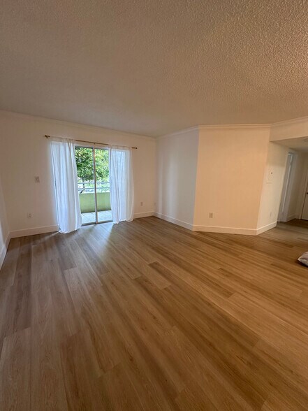 Living Room - 10795 SW 108th Ave