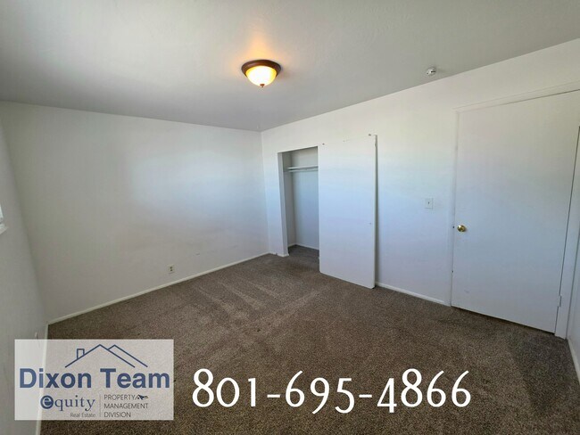 Building Photo - 2868 S 625 W