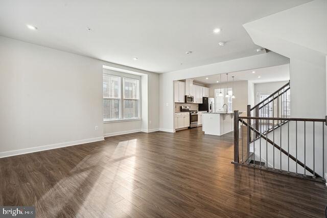 Building Photo - 2715 Evansgreen Dr