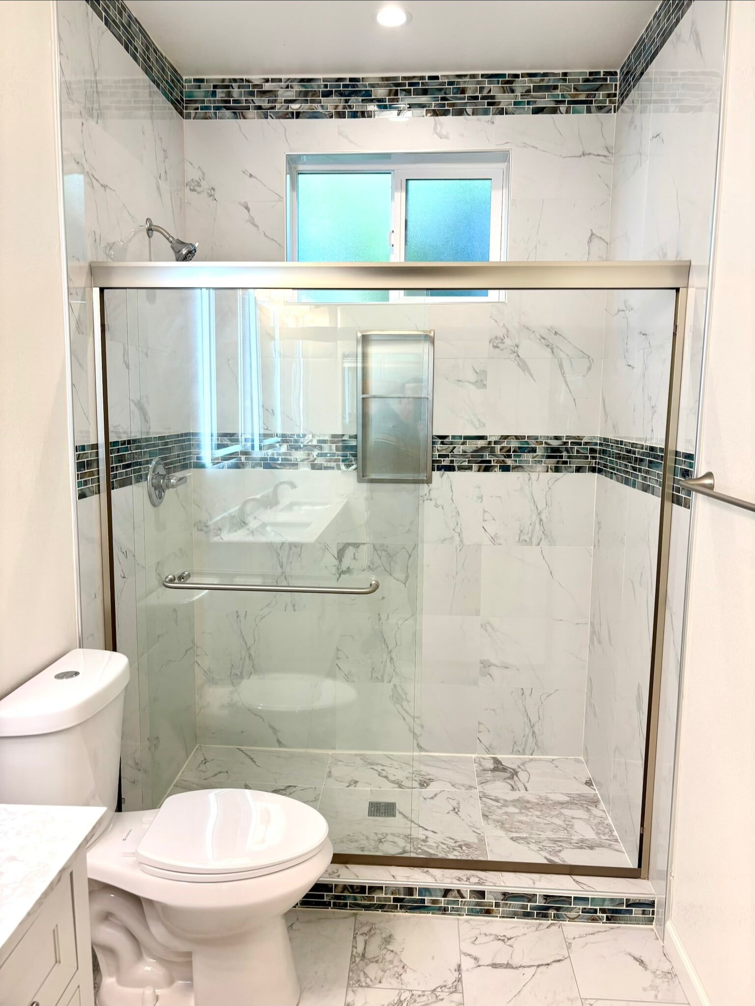 Master Bathroom - 625 Craig Ave