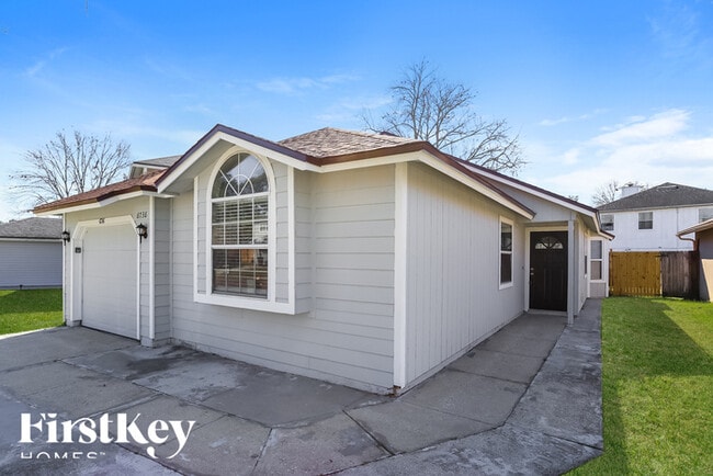 Building Photo - 6736 Newgate Cir E