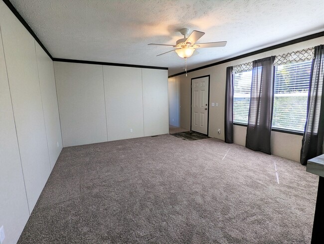 Building Photo - 9132 Windward Dr
