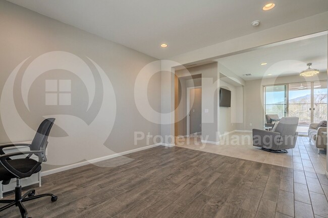 Building Photo - 5369 S Sierra Prieta Trl