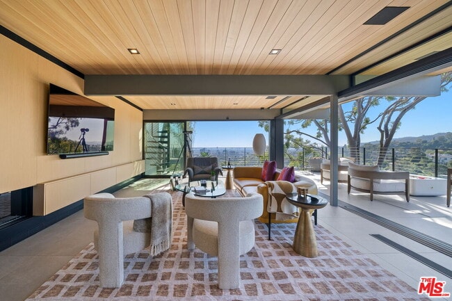 Building Photo - 5671 Spreading Oak Dr