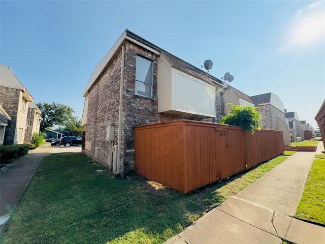 Building Photo - 2315 Trellis Pl