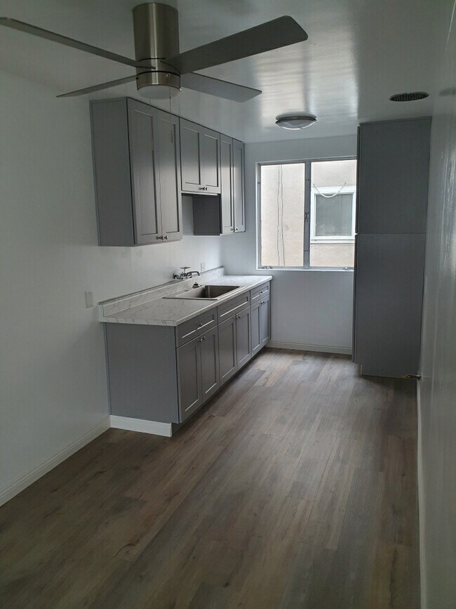 Building Photo - 14029 Dicky St