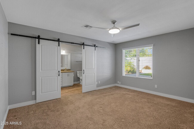 Building Photo - 5802 E Gelding Dr