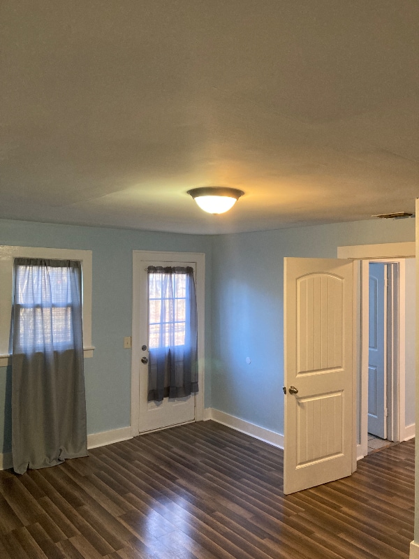 Building Photo - 603 General St