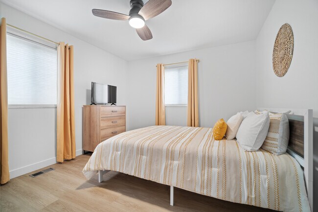 Building Photo - 1105 Julienne Dr