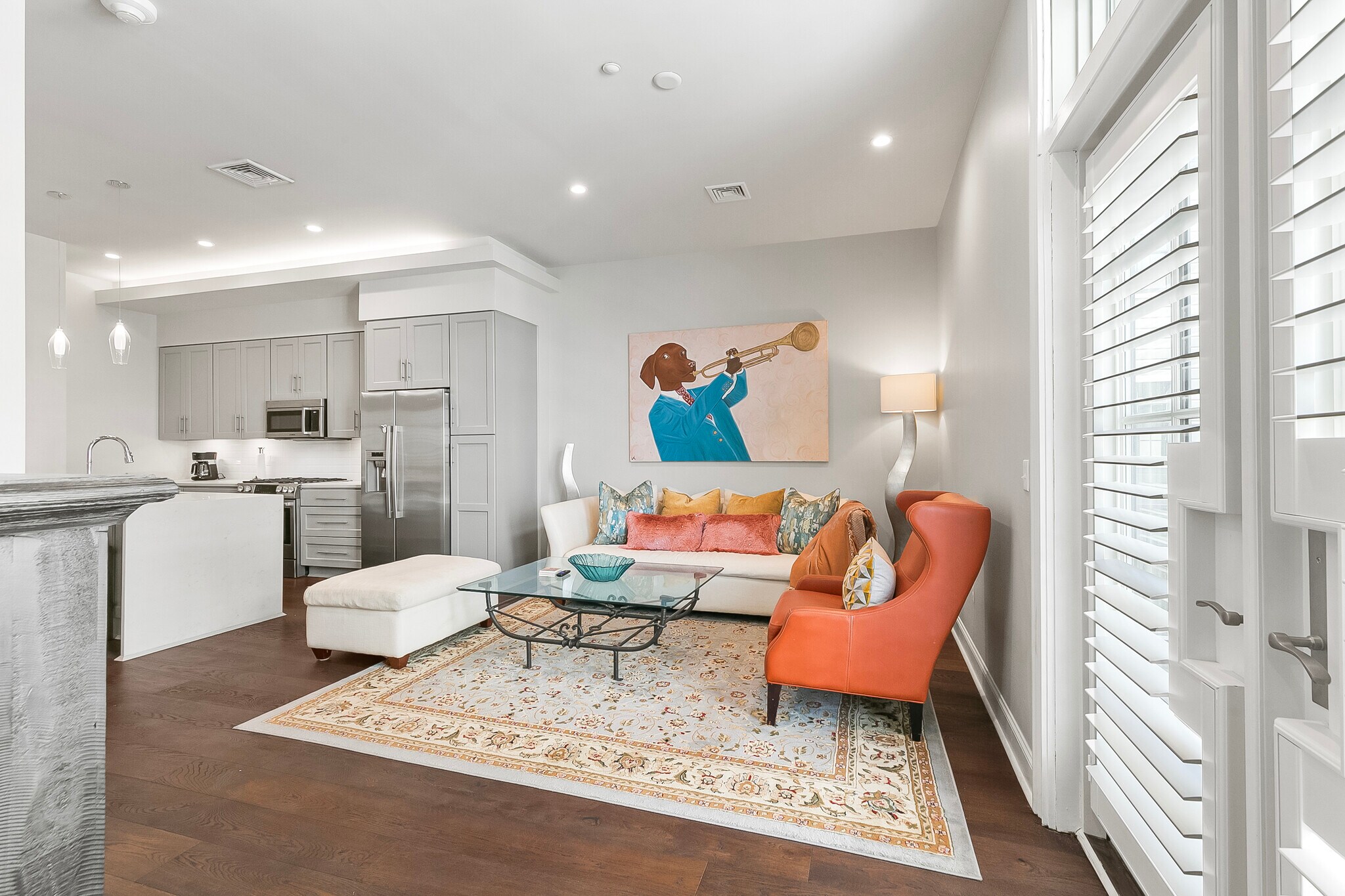 Building Photo - 731 Saint Charles Ave