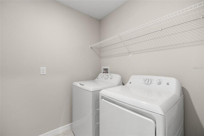 Building Photo - 15312 Miller Creek Dr