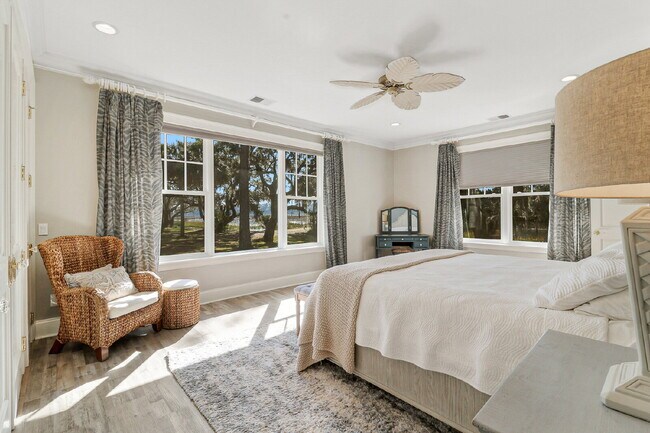 Building Photo - Private, Low Country Residence for Rent!