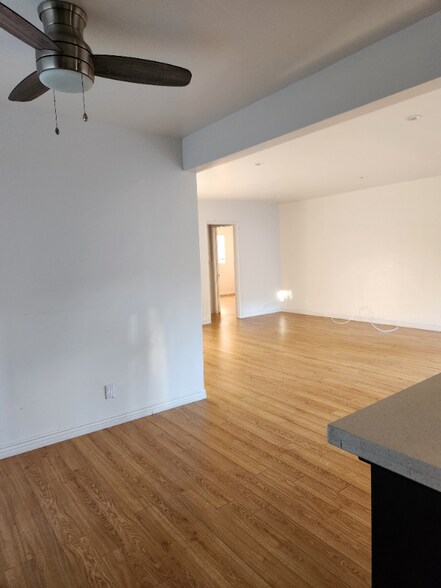 Building Photo - 17620 Burbank Blvd