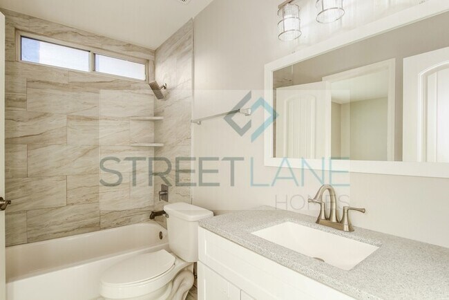 Primary Photo - Charming 4 Bedroom in Phoenix!