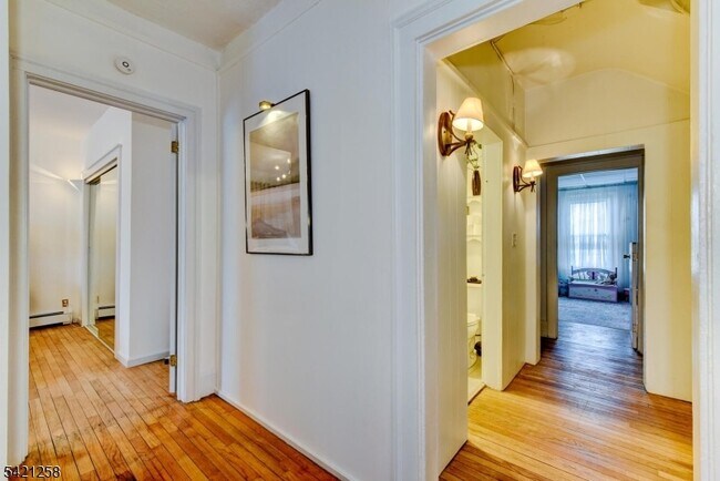 Building Photo - 11 Sterling Pkwy