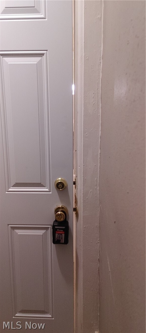 Building Photo - 956 Grant Ave