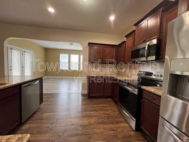 Building Photo - 4411 Low Oak Ct