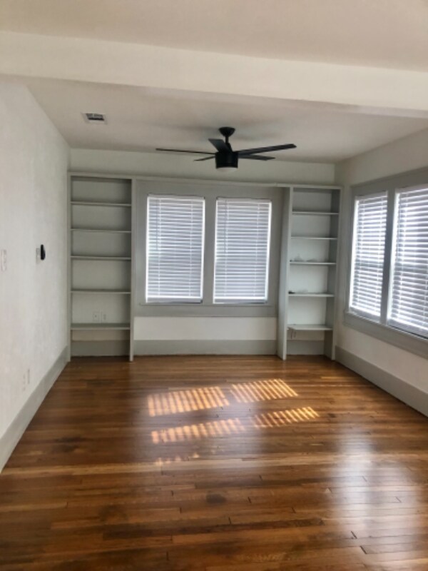 Building Photo - 2419 20th St