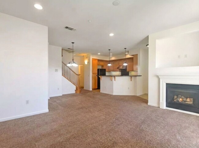 Building Photo - Spacious 3-Bedroom Dublin Townhome with Private Balcony & Fireplace